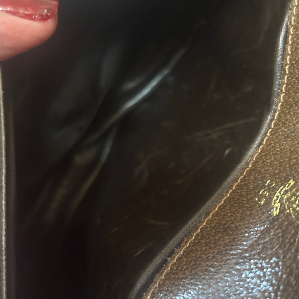Vintage Gucci Crossbody in EUC - Picture 8 of 14